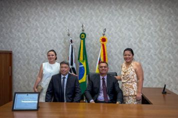 Prefeito, vice e vereadores eleitos em Bastos tomam posse durante sessão solene na Câmara Municipal 