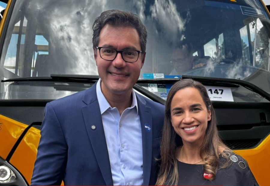 Novo Ônibus Escolar